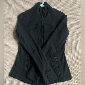 COPY - Lululemon women’s define jacket size 8 in good condition.